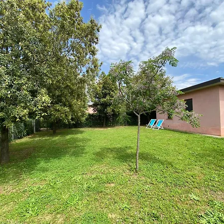 La Casa Rosa קסטנייטו קרדוצ'י