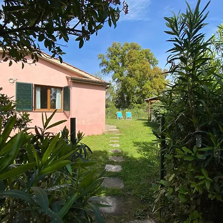 La Casa Rosa Castagneto Carducci